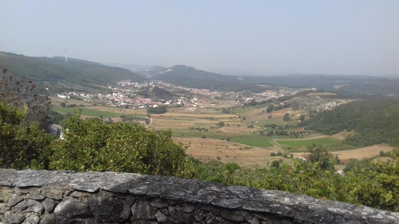 Cabeco Dos Tres Moinhos Villa Rio Maior Buitenkant foto
